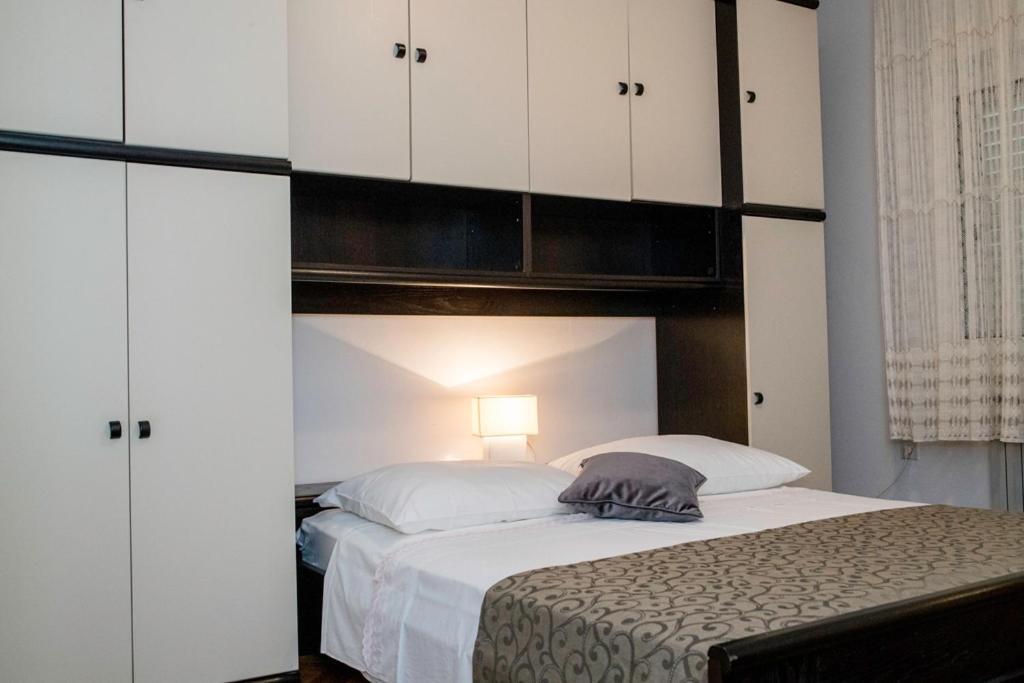 Apartments Dionis Rab Town Luaran gambar